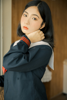 农村老汉强吻视频